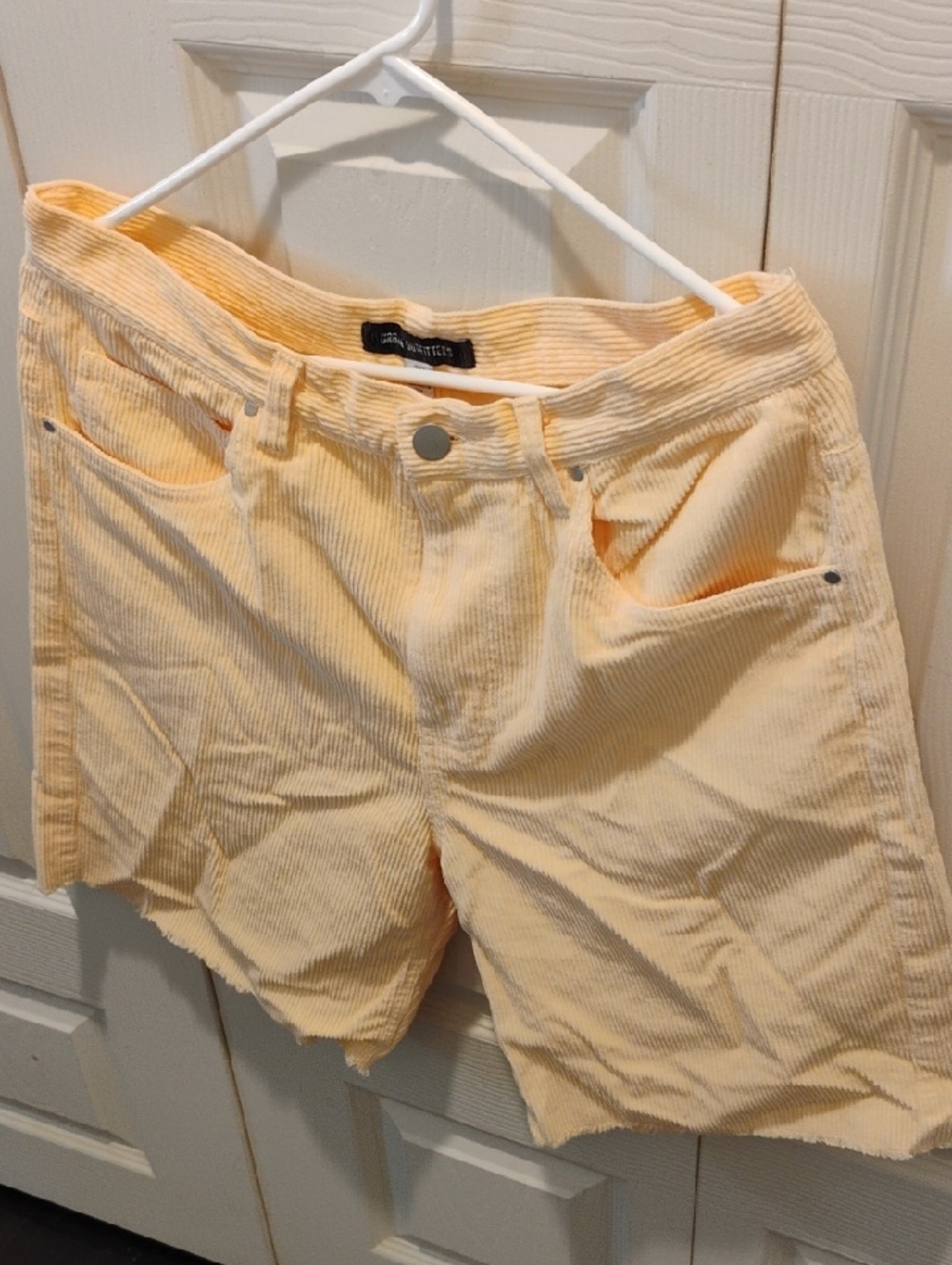 Urban Outfitters Pale Orange Men's Corduroy Shorts Size 30